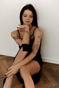 Даша, 79221929456