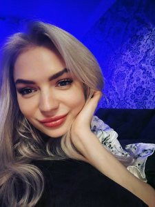 Лили, 79661674109