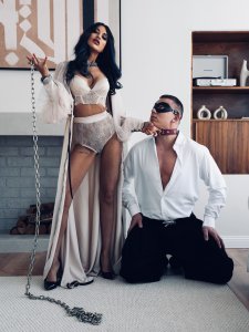 Lady Meri, 79265622510