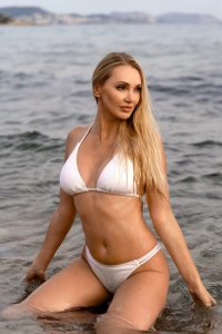 Камилла, 79165359485