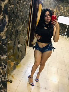 Laura Monreo, 79604015640