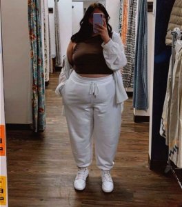 Элла, 79063441714