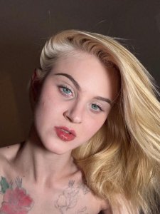 🧁 SAILOR WHORE 🧁, 79817583465